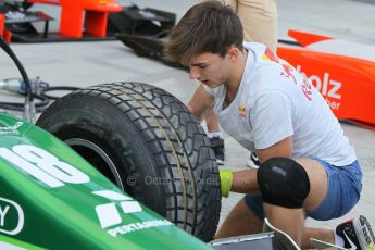 World © Octane Photographic Ltd. 2014 Formula 1 Abu Dhabi Grand Prix, GP2 setup, Thursday 20th November 2014. Pierre Gasly wheel change - EQ8 Caterham Racing. Digital Ref : 1156CB1D5091