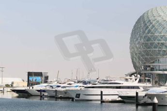 World © Octane Photographic Ltd. 2014 Formula 1 Abu Dhabi Grand Prix, Formula 1 setup, Wednesday 19th November 2014. Digital Ref : 1153CB1DL4760