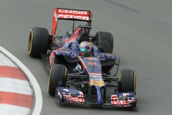 World © Octane Photographic Ltd. Friday 6th June 2014. Canada - Circuit Gilles Villeneuve, Montreal. Formula 1 Practice 1. Scuderia Toro Rosso STR9 - Jean-Eric Vergne. Digital Ref: 0978LB1D2604