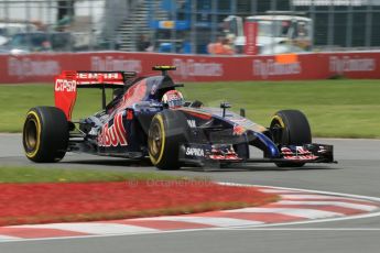 World © Octane Photographic Ltd. Friday 6th June 2014. Canada - Circuit Gilles Villeneuve, Montreal. Formula 1 Practice 2. Scuderia Toro Rosso STR 9 – Daniil Kvyat. Digital Ref: 0979LB1D4154