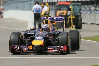 World © Octane Photographic Ltd. Friday 6th June 2014. Canada - Circuit Gilles Villeneuve, Montreal. Formula 1 Practice 2. Infiniti Red Bull Racing RB10 – Daniel Ricciardo. Digital Ref: 0979LB1D4271