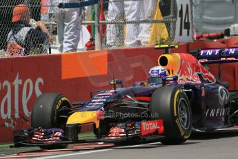 World © Octane Photographic Ltd. Saturday 7th June 2014. Canada - Circuit Gilles Villeneuve, Montreal. Formula 1 Qualifying. Infiniti Red Bull Racing RB10 – Daniel Ricciardo. Digital Ref: 0983LB1D5876