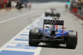 World © Octane Photographic Ltd. Saturday 7th June 2014. Canada - Circuit Gilles Villeneuve, Montreal. Formula 1 Qualifying. Infiniti Red Bull Racing RB10 – Daniel Ricciardo. Digital Ref: 0983LB1D6271