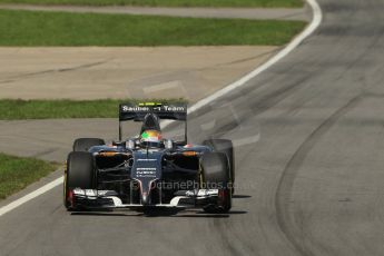 World © Octane Photographic Ltd. Sunday 8th June 2014. Canada - Circuit Gilles Villeneuve, Montreal. Formula 1 Race. Sauber C33 - Esteban Gutierrez. Digital Ref: 0986LB1D0405