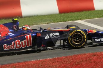 World © Octane Photographic Ltd. Sunday 8th June 2014. Canada - Circuit Gilles Villeneuve, Montreal. Formula 1 Race. Scuderia Toro Rosso STR 9 – Daniil Kvyat. Digital Ref: 0986LB1D0410