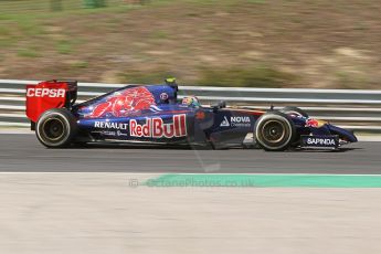 World © Octane Photographic Ltd. Friday 25th July 2014. Hungarian GP, Hungaroring - Budapest. - Formula 1 Practice 2. Scuderia Toro Rosso STR 9 – Daniil Kvyat. Digital Ref: 1057CB7D6815