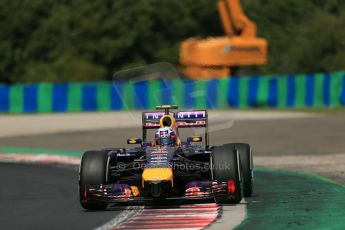 World © Octane Photographic Ltd. 2014 Saturday 26th July 2014. Hungarian GP, Hungaroring - Budapest. Practice 3. Infiniti Red Bull Racing RB10 – Daniel Ricciardo. Digital Ref: 1064LB1D1511