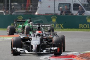World © Octane Photographic Ltd. Sunday 7th September 2014, Italian GP, Monza - Italy. - Formula 1 Race. Sauber C33 – Adrian Sutil and Caterham F1 Team CT05 – Kamui Koyayashi. Digital Ref: 1112LB1D6202