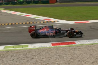 World © Octane Photographic Ltd. Sunday 7th September 2014, Italian GP, Monza - Italy. - Formula 1 Race. Scuderia Toro Rosso STR 9 – Daniil Kvyat. Digital Ref: 1112LB1D8214