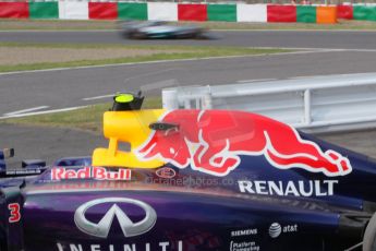 World © Octane Photographic Ltd. Friday 3rd October 2014, Japanese Grand Prix - Suzuka. - Formula 1 Practice 2. Mercedes AMG Petronas F1 W05 Hybrid – Lewis Hamilton and Infiniti Red Bull Racing RB10 – Daniel Ricciardo. Digital Ref: