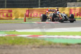 World © Octane Photographic Ltd. Friday 3rd October 2014, Japanese Grand Prix - Suzuka. - Formula 1 Practice 2. Lotus F1 Team E22 - Romain Grosjean. Digital Ref: