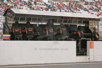 World © Octane Photographic Ltd. Saturday 4th October 2014, Japanese Grand Prix - Suzuka. - Formula 1 Practice 3. Lotus F1 Team pitwall. Digital Ref: