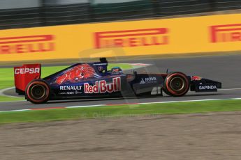 World © Octane Photographic Ltd. Saturday 4th October 2014, Japanese Grand Prix - Suzuka. - Formula 1 Qualifying. Scuderia Toro Rosso STR9 – Jean-Eric Vergne. Digital Ref: