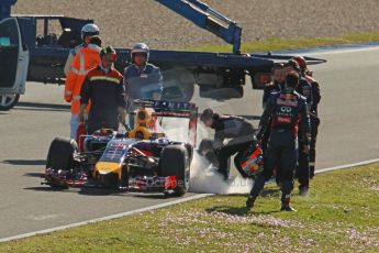 World © Octane Photographic Ltd. 2014 Formula 1 Winter Testing, Circuito de Velocidad, Jerez. Thursday 30th January 2014. Day 3. Infiniti Red Bull Racing RB10 – Daniel Ricciardo stops on track with overheating problems on his outlap. Digital Ref: 0887cb1d0907