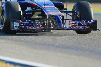 World © Octane Photographic Ltd. 2014 Formula 1 Winter Testing, Circuito de Velocidad, Jerez. Thursday 30th January 2014. Day 3. Scuderia Toro Rosso STR9 - Jean-Eric Vergne. Front wing detail. Digital Ref: 0887lb1d1864