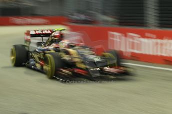 World © Octane Photographic Ltd. Friday 19th September 2014, Singapore Grand Prix, Marina Bay. - Formula 1 Practice 1. Lotus F1 Team E22 – Pastor Maldonado. Digital Ref: