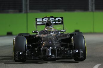 World © Octane Photographic Ltd. Friday 19th September 2014, Singapore Grand Prix, Marina Bay. - Formula 1 Practice 1. McLaren Mercedes MP4/29 – Kevin Magnussen. Digital Ref: