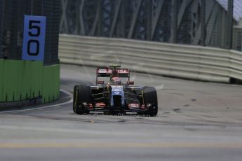 World © Octane Photographic Ltd. Friday 19th September 2014, Singapore Grand Prix, Marina Bay. - Formula 1 Practice 1. Lotus F1 Team E22 – Pastor Maldonado. Digital Ref: