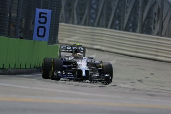 World © Octane Photographic Ltd. Friday 19th September 2014, Singapore Grand Prix, Marina Bay. - Formula 1 Practice 1. McLaren Mercedes MP4/29 – Kevin Magnussen. Digital Ref: