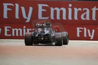 World © Octane Photographic Ltd. Friday 19th September 2014, Singapore Grand Prix, Marina Bay. - Formula 1 Practice 2. McLaren Mercedes MP4/29 – Kevin Magnussen. Digital Ref: