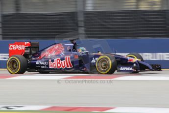 World © Octane Photographic Ltd. Saturday 20th September 2014, Singapore Grand Prix, Marina Bay. - Formula 1 Practice 3. Scuderia Toro Rosso STR9 - Jean-Eric Vergne. Digital Ref: