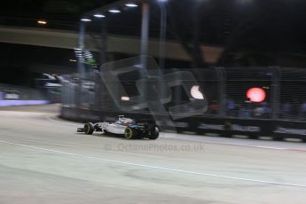 World © Octane Photographic Ltd. Saturday 20th September 2014, Singapore Grand Prix, Marina Bay. - Formula 1 Qualifying. Williams Martini Racing FW36 – Valtteri Bottas. Digital Ref: 1124LB1D2176