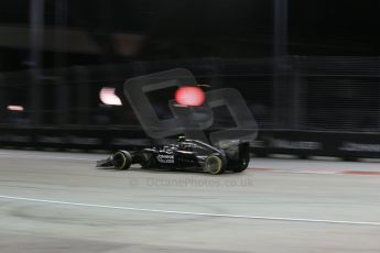 World © Octane Photographic Ltd. Saturday 20th September 2014, Singapore Grand Prix, Marina Bay. - Formula 1 Qualifying. McLaren Mercedes MP4/29 – Kevin Magnussen. Digital Ref: 1124LB1D2214