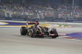 World © Octane Photographic Ltd. Saturday 20th September 2014, Singapore Grand Prix, Marina Bay. - Formula 1 Race outlap. Lotus F1 Team E22 - Romain Grosjean. Digital Ref: 1127CB1D1077
