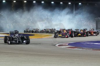 World © Octane Photographic Ltd. Sunday 21st September 2014, Singapore Grand Prix, Marina Bay. - Formula 1 Race start lap 1. Digital Ref: 1127CB1D1189