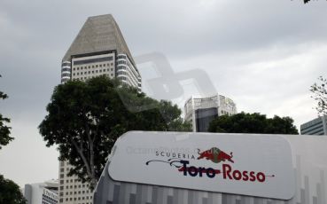 World © Octane Photographic Ltd. Saturday 20th September 2014, Singapore Grand Prix, Marina Bay. Formula 1 Paddock. Scuderia Toro Rosso. Digital Ref: 1122CB1D8189