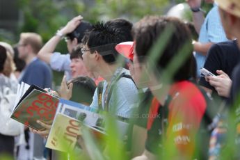 World © Octane Photographic Ltd. Saturday 20th September 2014, Singapore Grand Prix, Marina Bay. - Formula 1 Paddock. The fans waiting for the drivers. Digital Ref: 1122CB1D8237