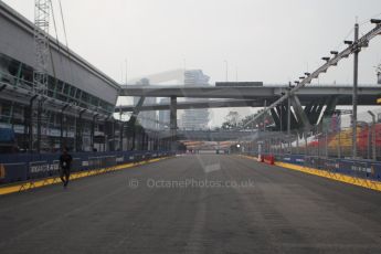 World © Octane Photographic Ltd. Wednesday 17th September 2014, Singapore Grand Prix, Marina Bay. Formula 1 Setup and atmosphere. Start/Finish Straight. Digital Ref: 1115CB1D6493
