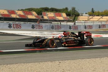 World © Octane Photographic Ltd. Friday 9th May 2014. Circuit de Catalunya - Spain - Formula 1 Practice 1 pitlane. Lotus F1 Team E22 - Romain Grosjean. Digital Ref: