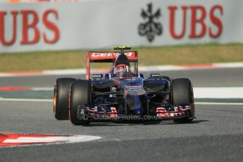 World © Octane Photographic Ltd. Friday 9th May 2014. Circuit de Catalunya - Spain - Formula 1 Practice 1 pitlane. Scuderia Toro Rosso STR 9 – Daniil Kvyat. Digital Ref: