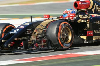World © Octane Photographic Ltd. Friday 9th May 2014. Circuit de Catalunya - Spain - Formula 1 Practice 1 pitlane. Lotus F1 Team E22 - Romain Grosjean. Digital Ref: