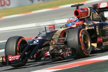 World © Octane Photographic Ltd. Friday 9th May 2014. Circuit de Catalunya - Spain - Formula 1 Practice 1 pitlane. Lotus F1 Team E22 - Romain Grosjean. Digital Ref: