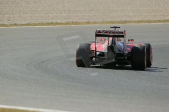World © Octane Photographic Ltd. Friday 9th May 2014. Circuit de Catalunya - Spain - Formula 1 Practice 1 pitlane. Scuderia Ferrari F14T - Fernando Alonso. Digital Ref: