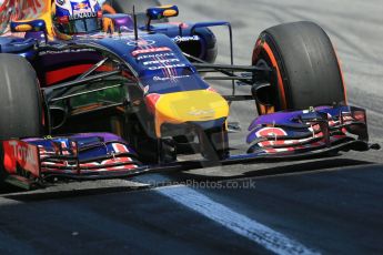 World © Octane Photographic Ltd. Friday 9th May 2014. Circuit de Catalunya - Spain - Formula 1 Practice 2 pitlane. Infiniti Red Bull Racing RB10 – Daniel Ricciardo. Digital Ref: