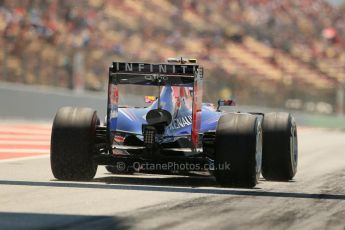 World © Octane Photographic Ltd. Friday 9th May 2014. Circuit de Catalunya - Spain - Formula 1 Practice 2 pitlane. Infiniti Red Bull Racing RB10 – Daniel Ricciardo. Digital Ref: