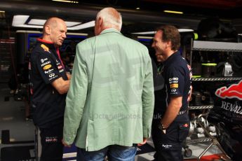 World © Octane Photographic Ltd. Sunday 11th May 2014. Circuit de Catalunya - Spain - Formula 1 Pitlane. Infiniti Red Bull Racing - Christian Horner, Adrian Newey and Dieter Mateschitz. Digital Ref: