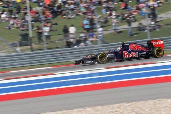 World © Octane Photographic Ltd. Saturday 1st November 2014, F1 USA GP, Austin, Texas, Circuit of the Americas (COTA) - Qualifying. Scuderia Toro Rosso STR 9 – Daniil Kvyat. Digital Ref: 1148LW1L4250