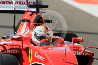 World © Octane Photographic Ltd. Scuderia Ferrari SF15-T– Sebastian Vettel. Friday 27th November 2015, F1 Abu Dhabi Grand Prix, Practice 1, Yas Marina. Digital Ref: 1477CB1L4993