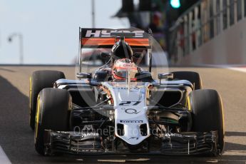 World © Octane Photographic Ltd. Sahara Force India VJM08B – Nico Hulkenberg. Friday 27th November 2015, F1 Abu Dhabi Grand Prix, Practice 1, Yas Marina. Digital Ref: 1477CB1L5021