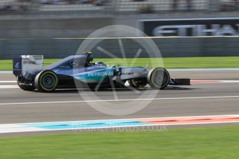 World © Octane Photographic Ltd. Mercedes AMG Petronas F1 W06 Hybrid – Nico Rosberg. Friday 27th November 2015, F1 Abu Dhabi Grand Prix, Practice 1, Yas Marina. Digital Ref: 1477CB1L5220