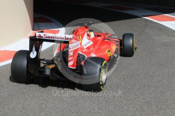 World © Octane Photographic Ltd. Scuderia Ferrari SF15-T– Sebastian Vettel. Friday 27th November 2015, F1 Abu Dhabi Grand Prix, Practice 1, Yas Marina. Digital Ref: 1477CB7D1703