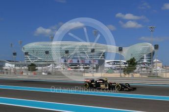 World © Octane Photographic Ltd. Lotus F1 Team E23 Hybrid – Pastor Maldonado. Friday 27th November 2015, F1 Abu Dhabi Grand Prix, Practice 1, Yas Marina. Digital Ref: 1477LB1D6172