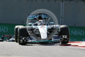 World © Octane Photographic Ltd. Mercedes AMG Petronas F1 W06 Hybrid – Lewis Hamilton. Friday 27th November 2015, F1 Abu Dhabi Grand Prix, Practice 1, Yas Marina. Digital Ref: 1477LB1D6490