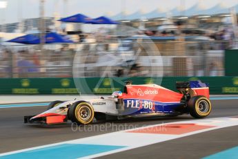 World © Octane Photographic Ltd. Manor Marussia F1 Team MR03B – William Stevens. Friday 27th November 2015, F1 Abu Dhabi Grand Prix, Practice 2, Yas Marina. Digital Ref: 1478CB1L5714
