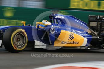 World © Octane Photographic Ltd. Sauber F1 Team C34-Ferrari – Marcus Ericsson. Friday 27th November 2015, F1 Abu Dhabi Grand Prix, Practice 2, Yas Marina. Digital Ref: 1478CB1L5812