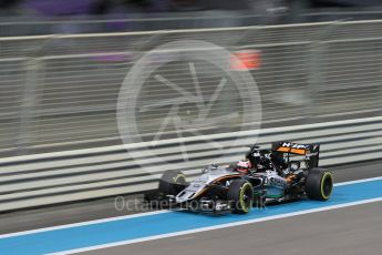 World © Octane Photographic Ltd. Sahara Force India VJM08B – Nico Hulkenberg. Friday 27th November 2015, F1 Abu Dhabi Grand Prix, Practice 2, Yas Marina. Digital Ref: 1478CB1L5905